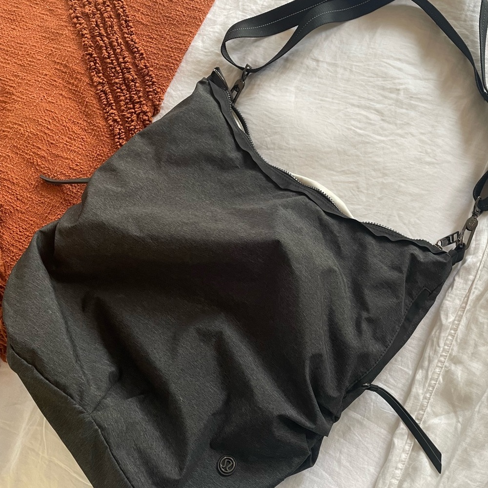 LULULEMON workout bag